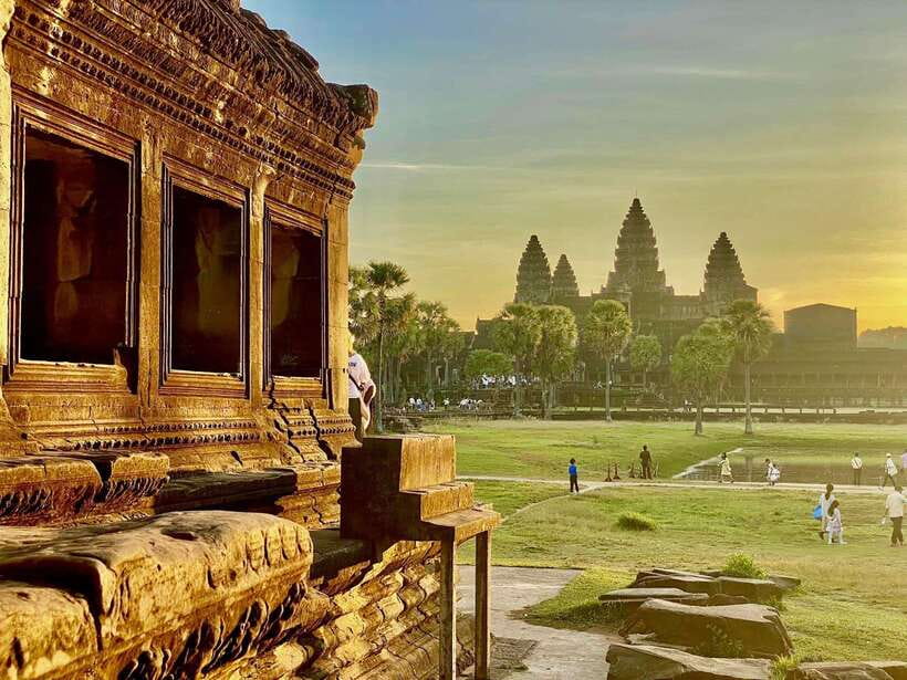 Siem Reap: Angkor Wat Private Tuk-Tuk Tour - Sunrise at Angkor Wat, with an early start worth the effort