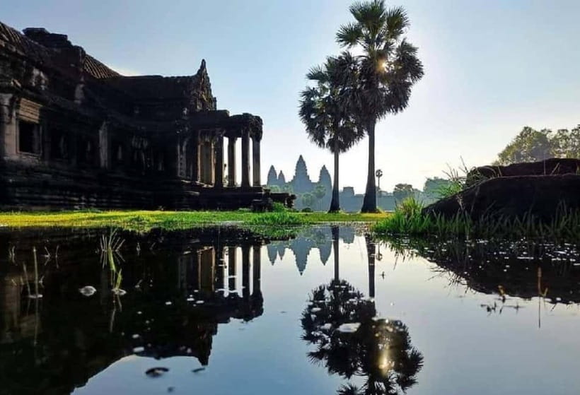Siem Reap: Angkor Wat Small-Group Day Tour - Key details to know before you book