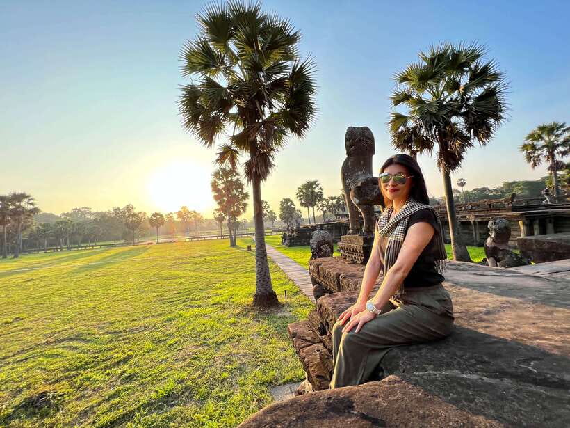 Siem Reap: Angkor Wat Small-Group Day Tour and Sunset - Key points at a glance