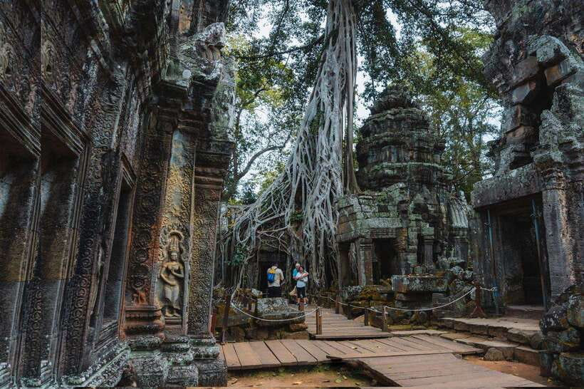 Siem Reap: Angkor Wat Small-Group Full Day Tour and Sunset - Transport, guide quality, and the pace of the day