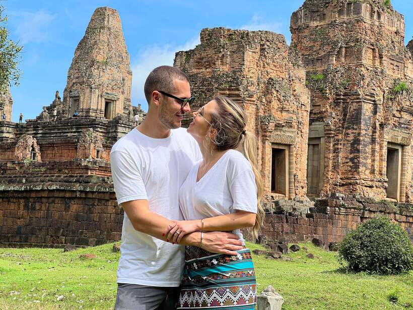 Siem Reap: Angkor Wat Small-Group Sunrise Tour & Breakfast - Key points at a glance