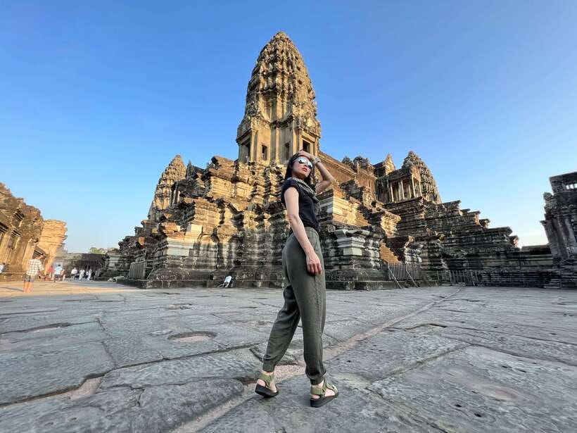 Siem Reap: Angkor Wat Small-Group Sunrise Tour & Breakfast - Cost, timing, and what you need to bring