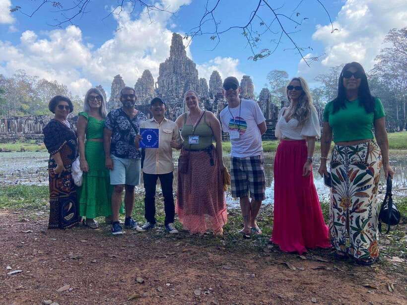 Siem Reap: Angkor Wat Small Group Tour with Spanish Guide - South Gate, Victory Gate, and the approach to Angkor Thom