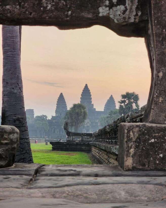 Siem Reap: Angkor Wat Small Group Tour with Spanish Guide - What changes on the two-day extended tour