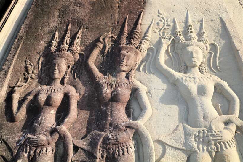 Siem Reap: Angkor Wat Sunrise and Best Temples Tour - The guides can shape the whole day
