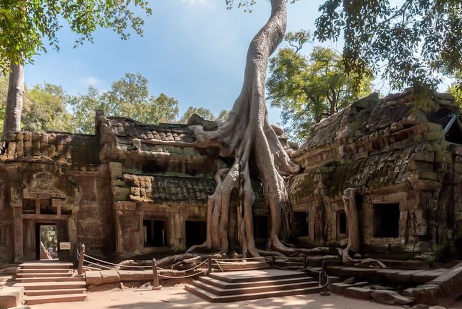 Siem Reap: Angkor Wat Sunrise and Full-Day Sightseeing Tour - Ta Keo, the pyramid temple