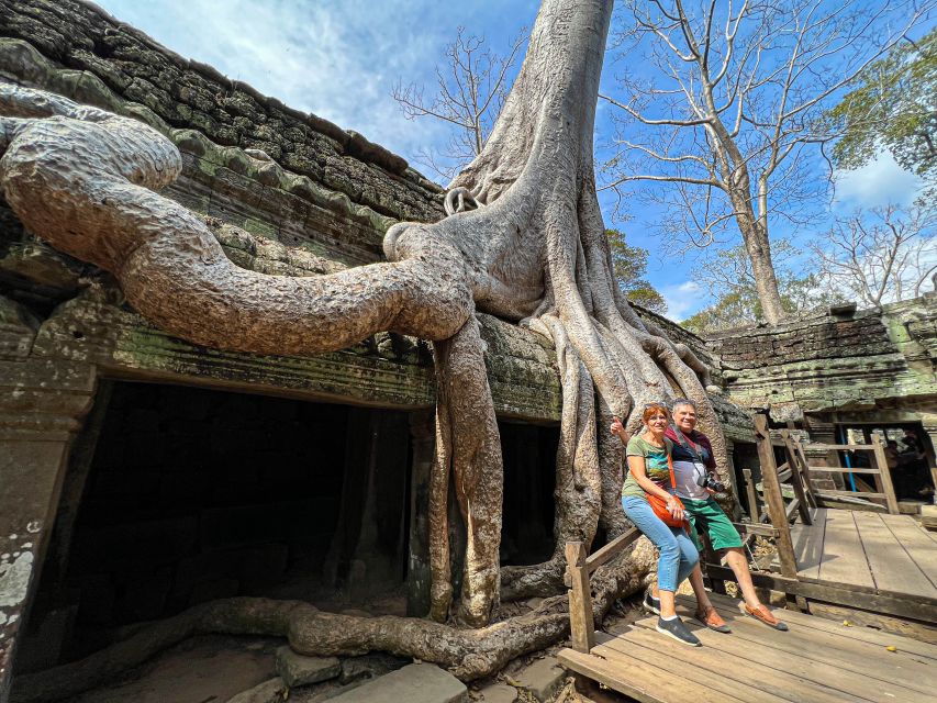 Siem Reap: Angkor Wat Sunrise and Market Tour by Jeep - Why the Private Jeep Format Matters