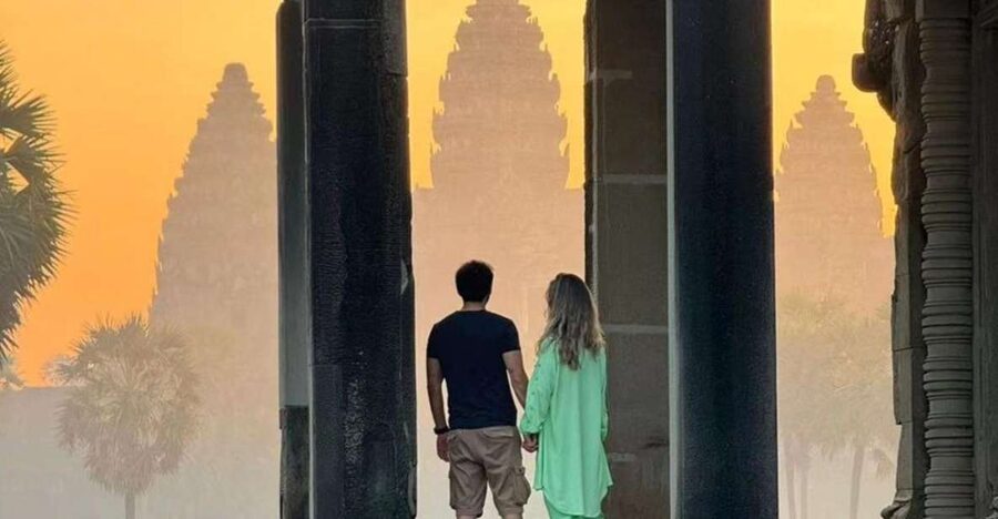 Siem Reap: Angkor Wat Sunrise Tour with Spanish Guide - Banteay Srei is the two-day highlight for detailed carving