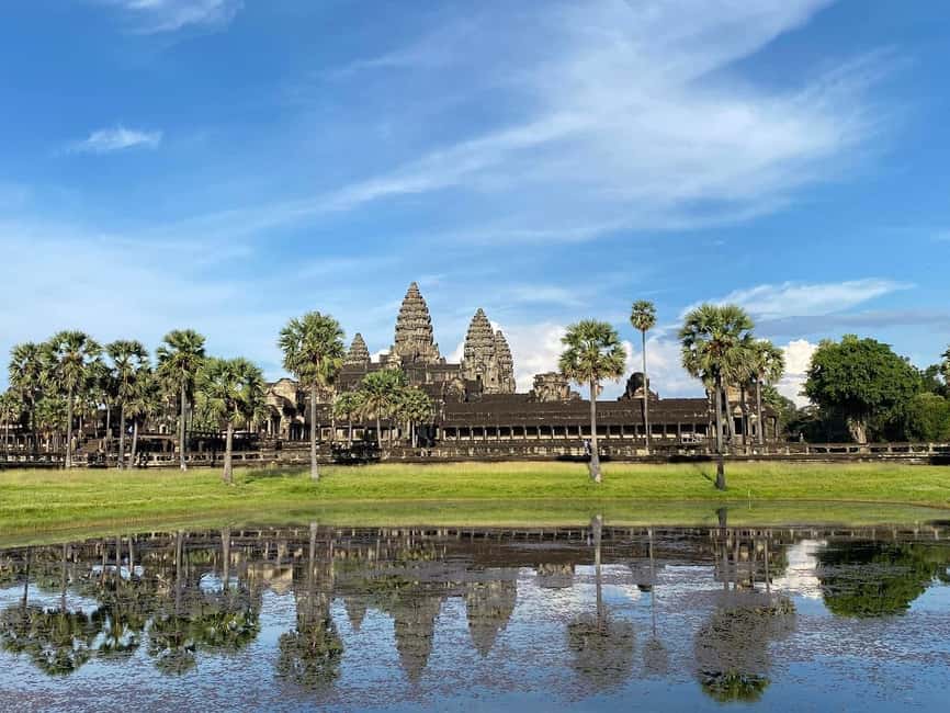 Siem Reap: Angkor Wat Tour with French-Speaking Guide - Angkor Wat in the afternoon
