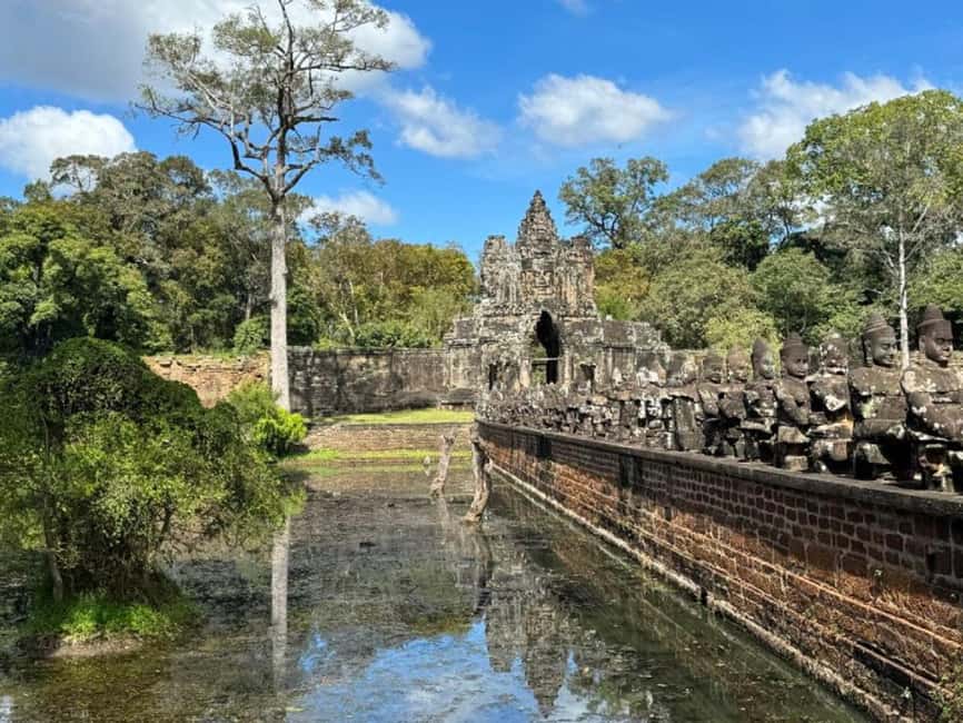 Siem Reap: Angkor Wat Tour with Italian-Speaking Guide - Price, included comforts, and the real total