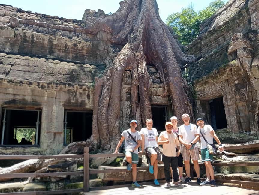 Siem Reap: Angkor Wat Tour with Italian-Speaking Guide - South Gate, Bayon, and Angkor Thom’s royal center