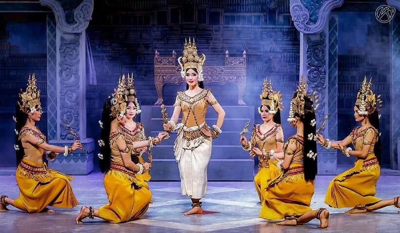 Siem Reap: Apsara Dance Show and Dinner with Hotel Pickup - Pickup by tuk-tuk, car, or minivan