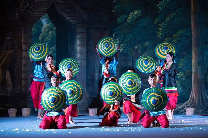 Siem Reap Apsara Dinner show & Hotel Pick up - Why this dinner show makes sense in Siem Reap