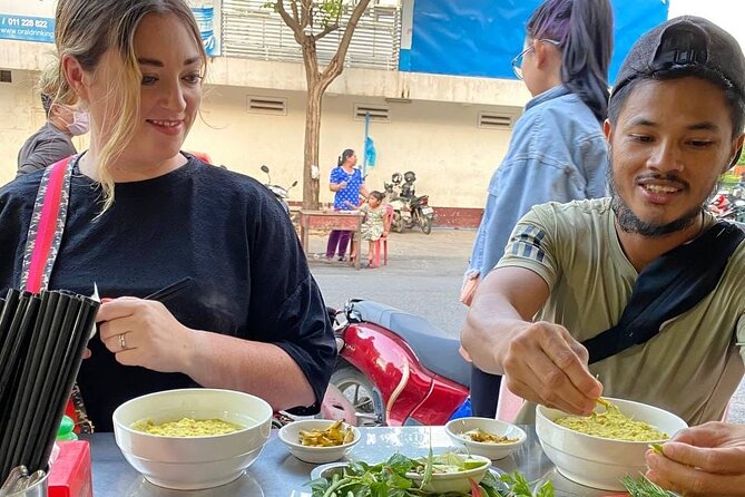 Siem Reap Authentic Breakfast and Market Tour - What the guide adds to the food