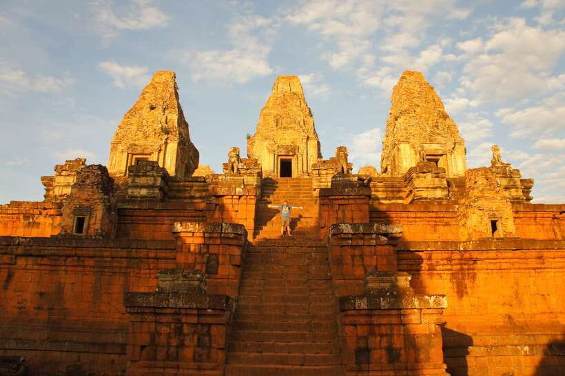 Siem Reap: Banteay Srei and Grand Circuit Heritage Tour - Lunch and the midday reset