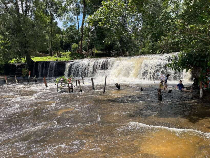 Siem Reap: Beng Mealea, Banteay Srei & Kulen Waterfall Trip - Kulen Waterfall, the day’s best cool-down