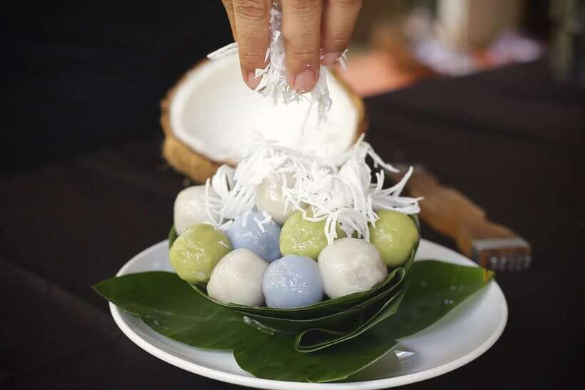 Siem Reap: Cambodian Desserts Cooking Lesson with Tastings - The tuk-tuk ride to the outdoor kitchen