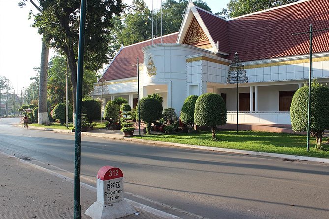 Siem Reap City Tour - Artisans Angkor and Cambodia’s craft revival