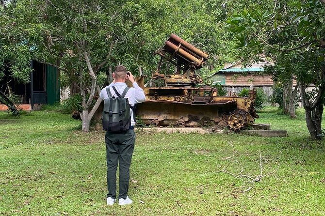 Siem Reap City Tour with War Museum and Killing Field - Artisans Angkor and the value of handmade work
