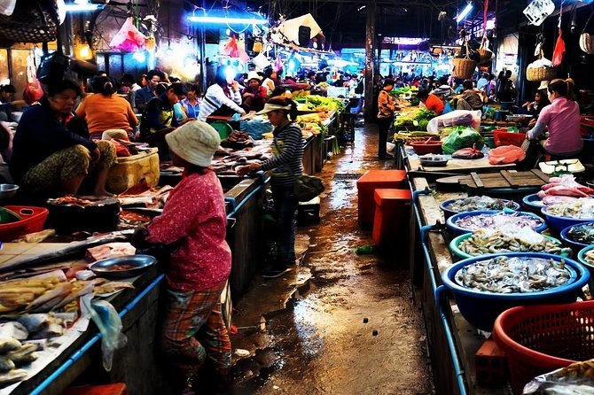 Siem Reap: City Walking Tour - Pub Street before the evening crowds