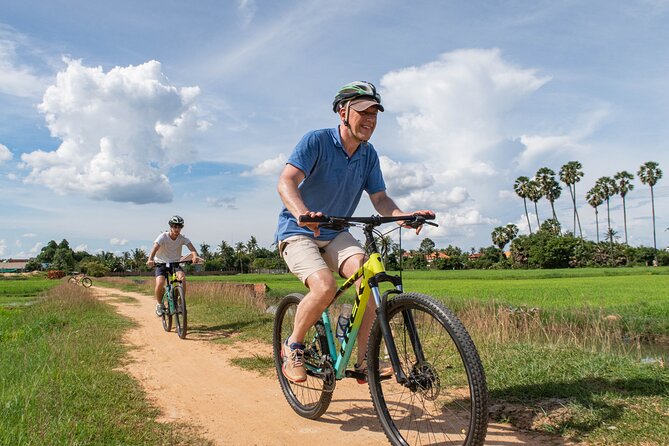 Siem Reap Countryside Bike Tour / E-Bike or Tuk Tuk - Why the guide makes such a difference