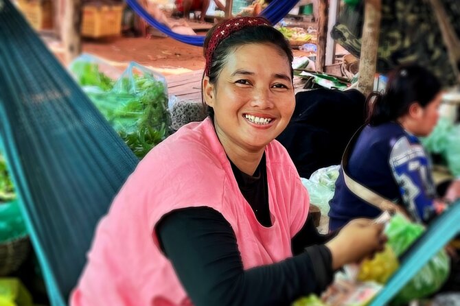 Siem Reap Countryside Jeep Tour - Bakong market and the food on Cambodian tables