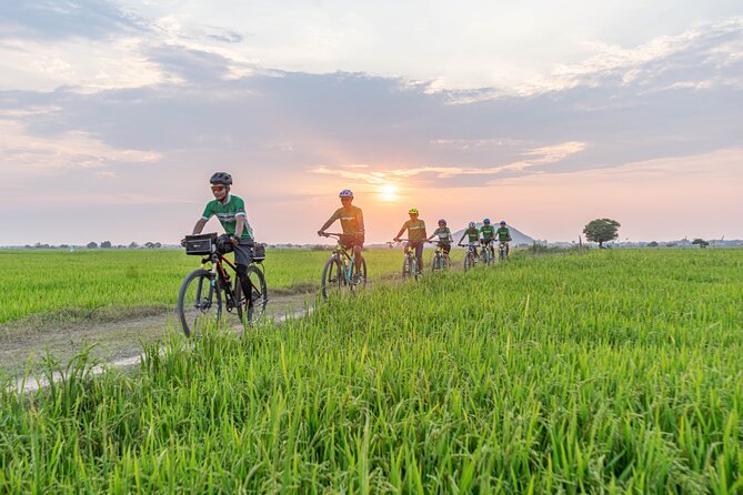Siem Reap Countryside Sunset Bike Tour / E-Bike or Tuk Tuk - Starting at the Siem Reaper bike shop