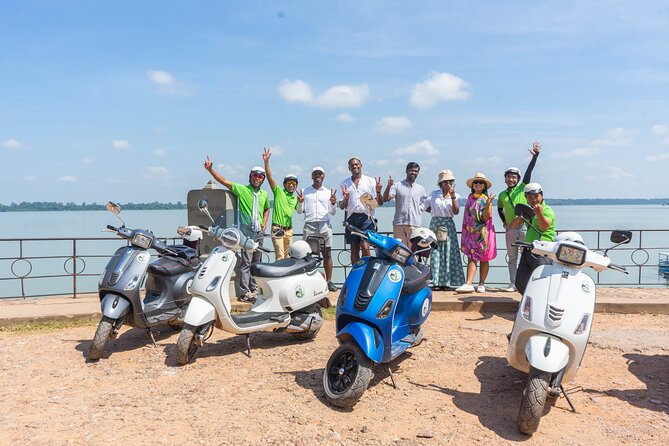 Siem Reap: Countryside Vespa Tour / Tuk Tuk Available - Learning Basket Weaving With Local Women
