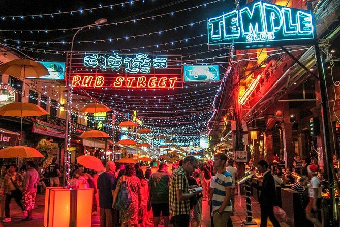 Siem Reap Evening Street foods Tours by Tuk Tuk - The guide can make or break the evening