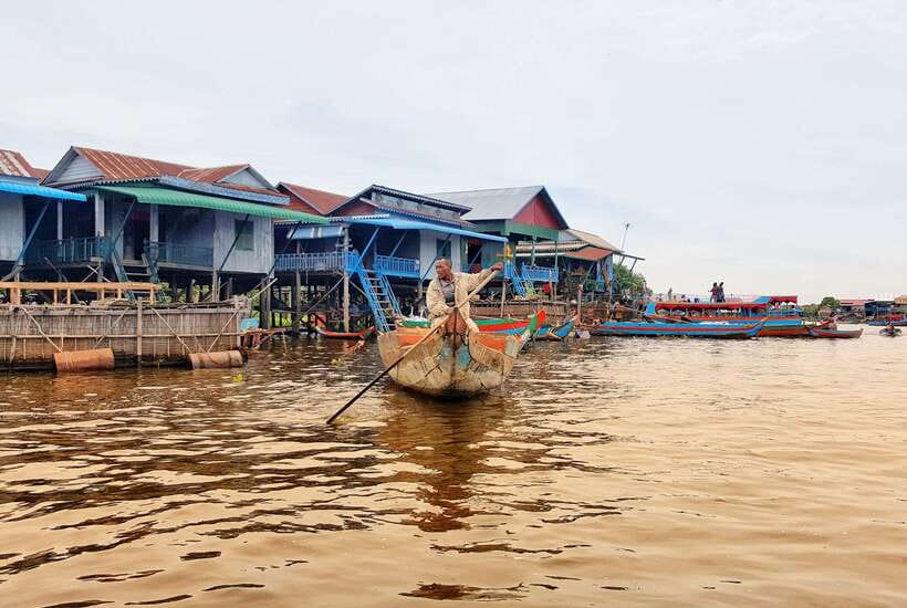 Siem Reap: Floating Village and Sunset Private Boat Tour - Small details that improve the experience