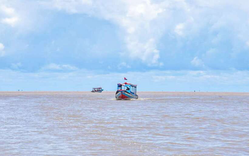 Siem Reap: Floating Village and Sunset Private Boat Tour - Seeing the village by boat, or sometimes on foot