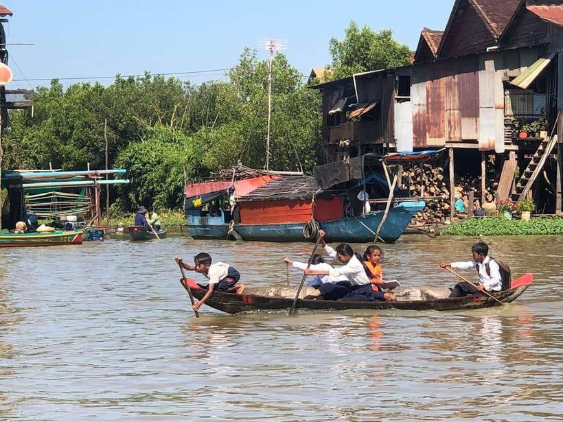Siem Reap Floating Village Kampong Phluk Sunset with Boat - The one-hour ride from Siem Reap