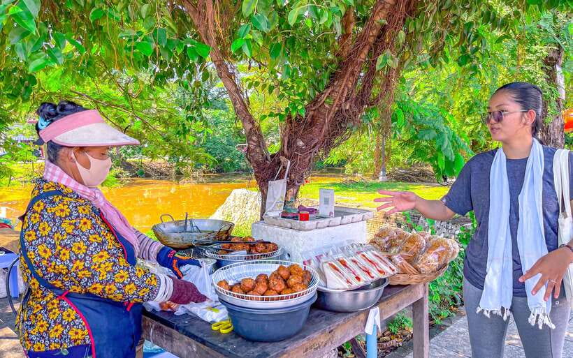 Siem Reap: FREE Market & Local Temple Tour - The Rice-Flour Snack Worth Trying