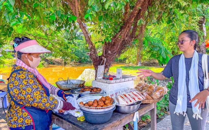 Siem Reap: FREE Market & Local Temple Tour - Why the $1 Price Is Worth Understanding