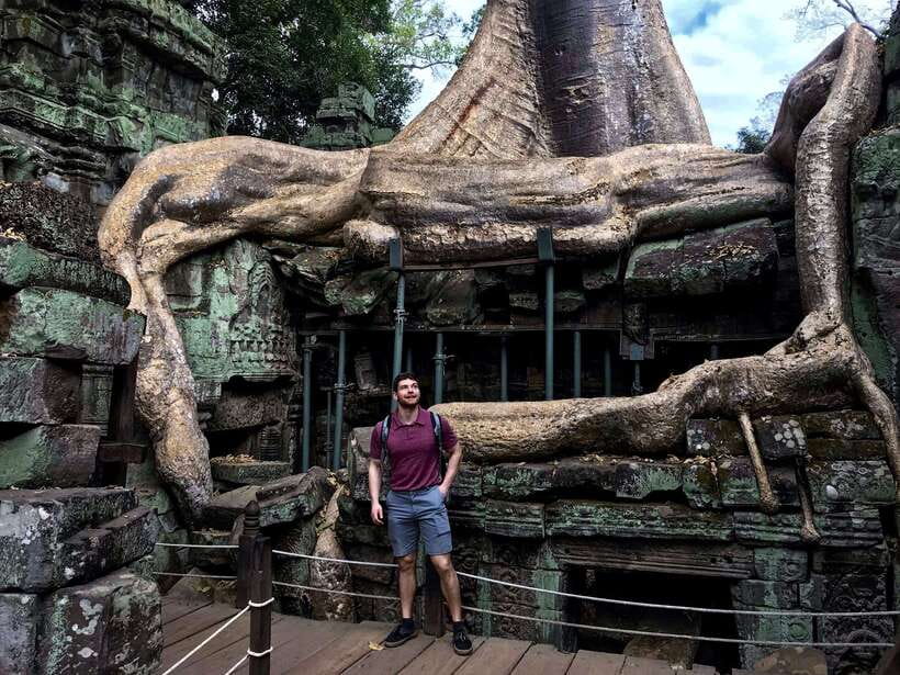 Siem Reap: Full Day Angkor Wat Temple Experience with Sunset - Angkor Thom begins the historical story