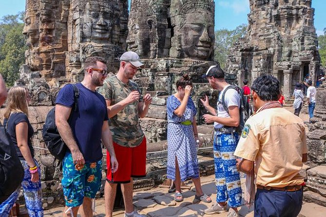 Siem Reap Full Day Angkor Wat Tour Small Group - Angkor Wat: three hours among towers and carvings