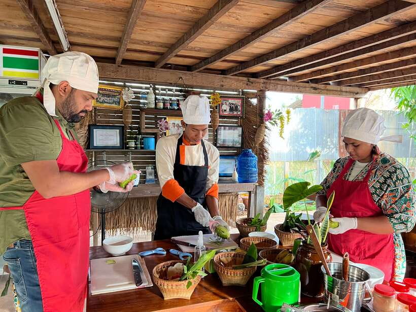 Siem Reap: Guided Day Trip to Local Village & Cooking Class - Cooking Fish Amok, green mango salad, and banana dessert