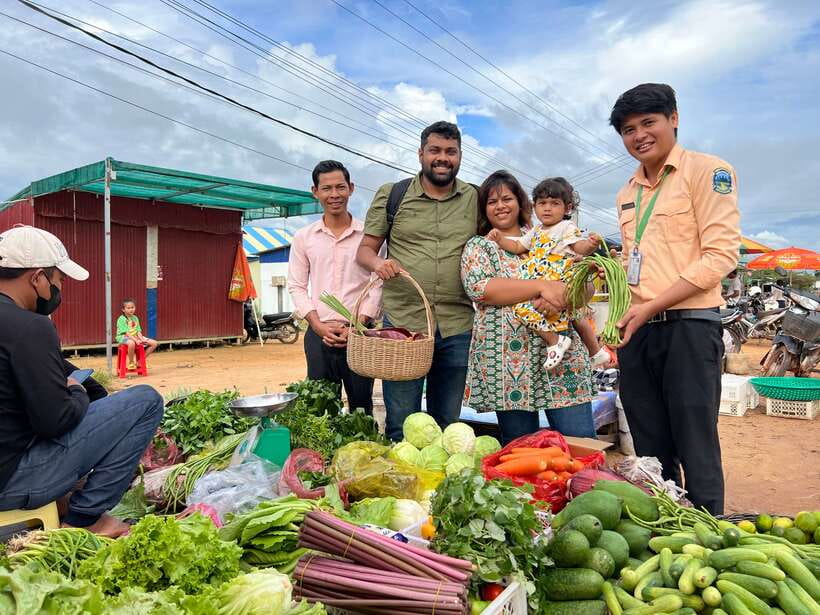 Siem Reap: Guided Day Trip to Local Village & Cooking Class - Who should book this village cooking day