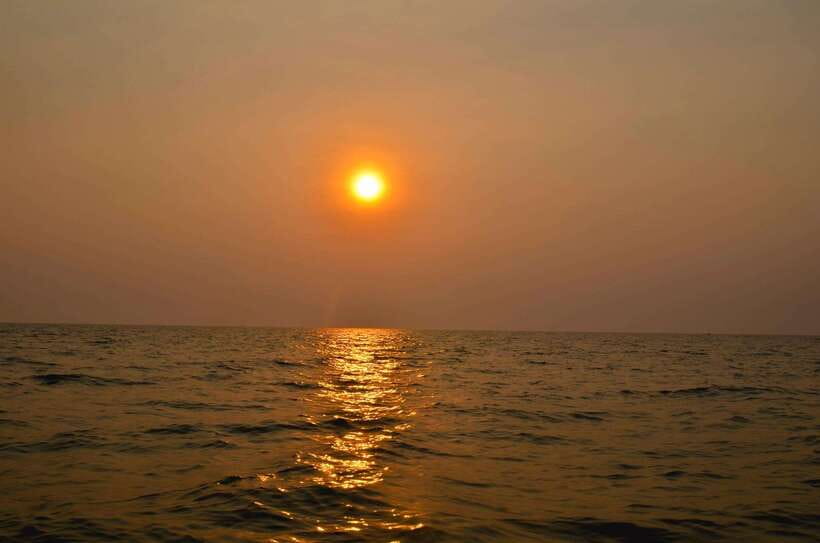Siem Reap: Half-Day Kampong Phluk with Sunset, Boat & Guide - Key things to know before you go