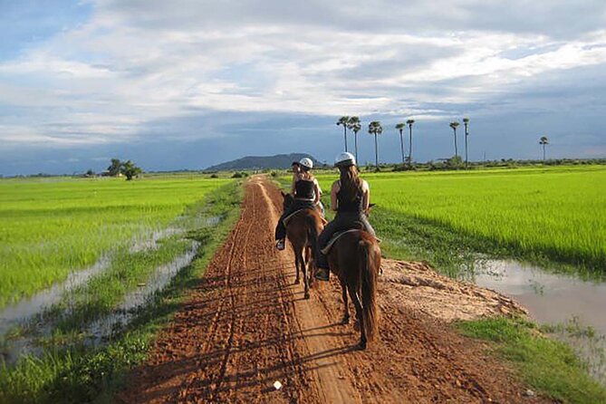 Siem Reap Happy Horse Riding Free Pick-up & Drop-off - Choosing between one, two, and three hours