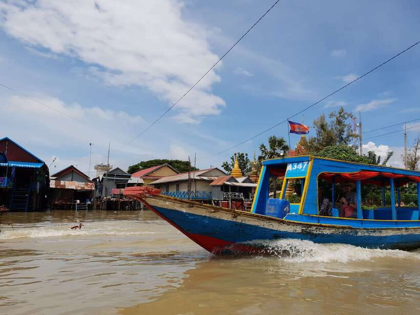 Siem Reap: Kompong Khleang Floating Village Guided Tour - Local Life, Markets, Fish, and Sticky Rice