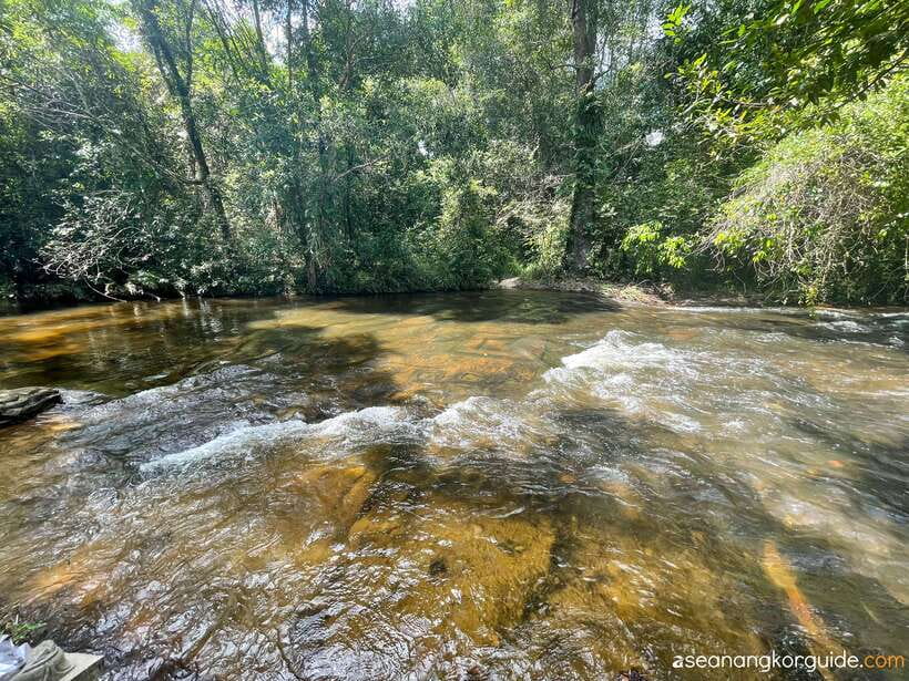 Siem Reap: Kulen Mountain Small Group Tour with Picnic Lunch - The River of 1,000 Lingas