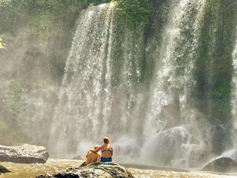 Siem Reap: Kulen Waterfall by Private Tour - How the guide and vehicle affect the day