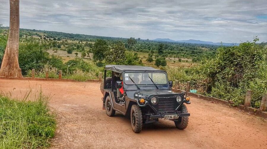 Siem Reap: Magical Kulen Mountain by Cambodiajeep - The small pagoda at the top of the mountain