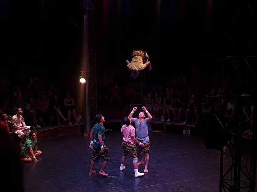 Siem Reap: Phare Circus Ticket with Tuk Tuk Transfer - Why the driver service earns attention