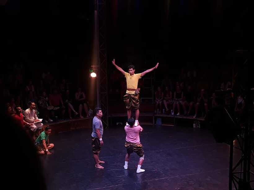 Siem Reap: Phare Circus Ticket with Tuk Tuk Transfer - Practical advice for a smoother evening