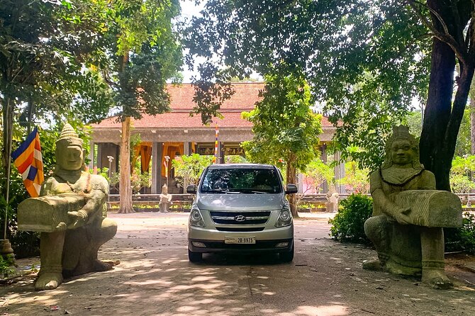 Siem Reap: Phnom Kulen National Park & Beng Mealea Private Tour - The reclining Buddha carved into stone