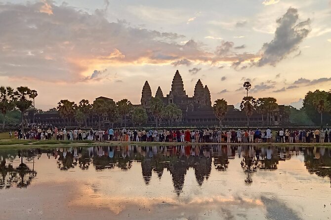 Siem Reap Private Day Tour: Angkor Wat Sunrise, Bayon & Ta Prohm - What the private format is really worth