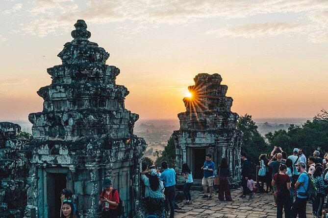 Siem Reap Private Full Day Angkor Wat Tour with Sunset or Sunrise - Key points to know before booking