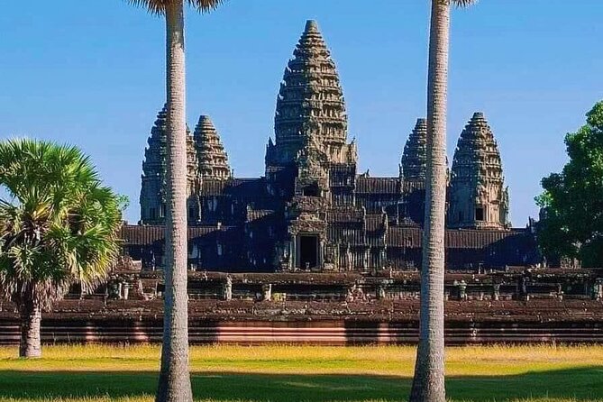 Siem Reap Private Full Day Angkor Wat Tour with Sunset or Sunrise - Angkor Wat deserves the long final look